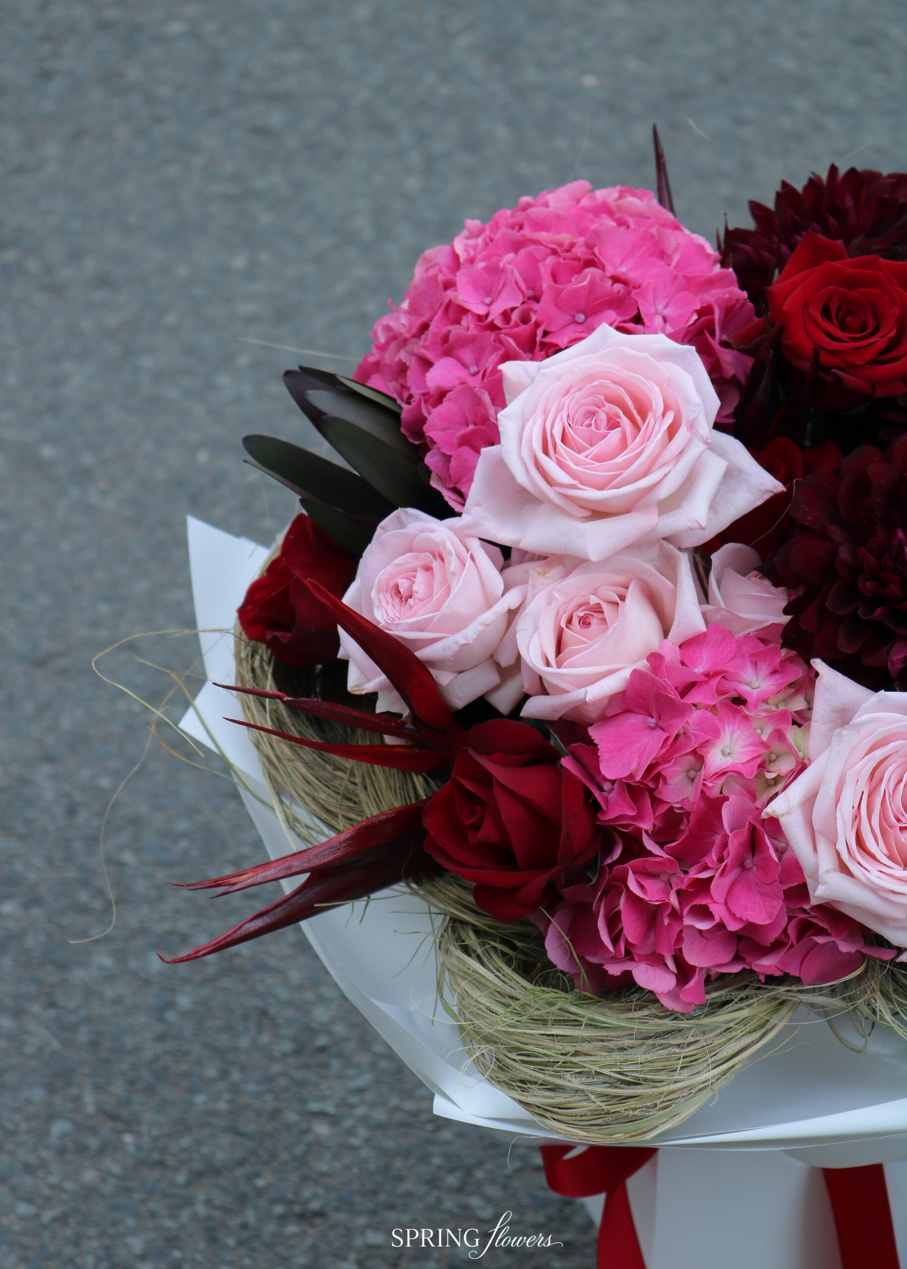 Blush & Crimson Bouquet BQ-0853 - Image 4