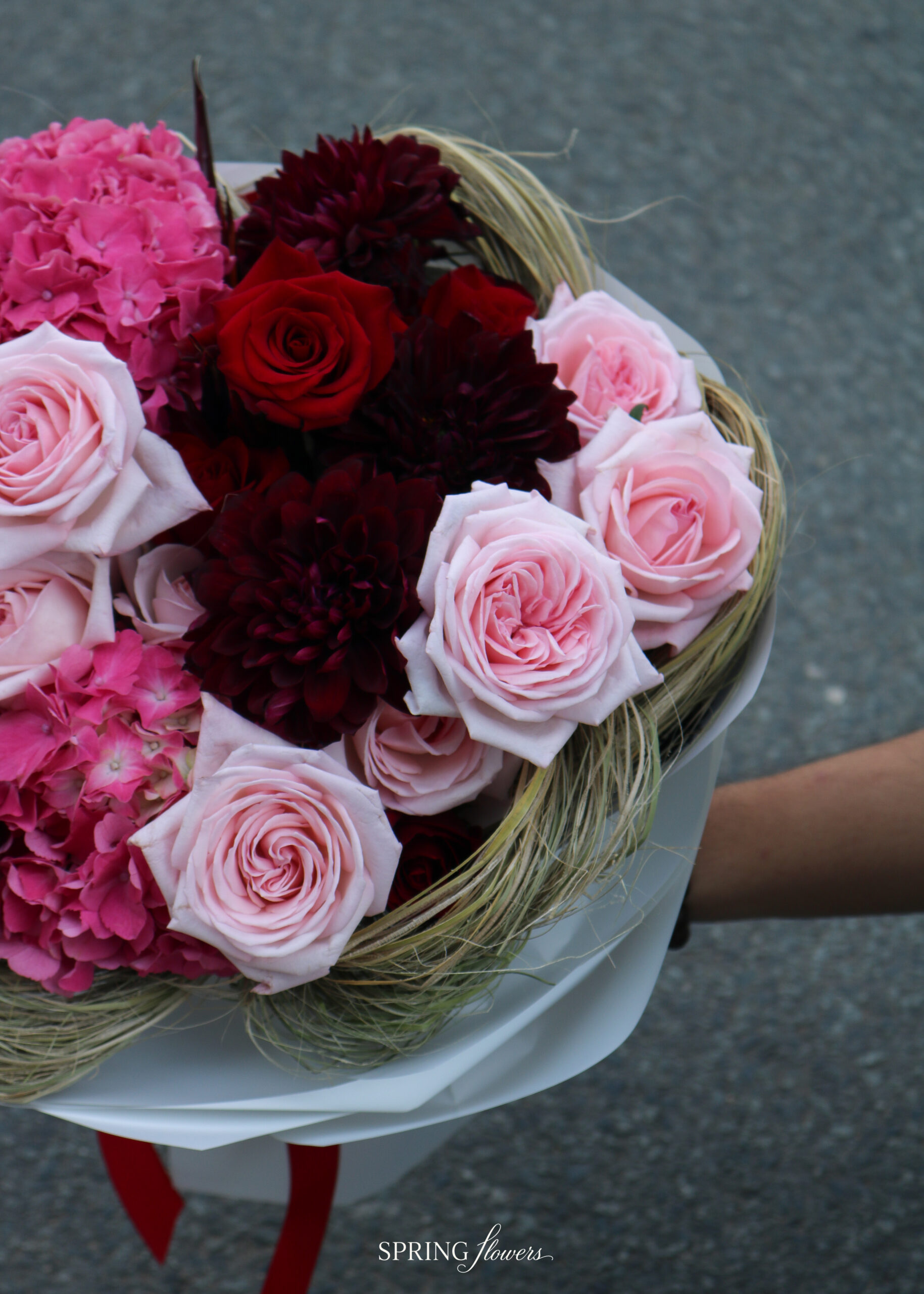 Blush & Crimson Bouquet BQ-0853 - Image 3